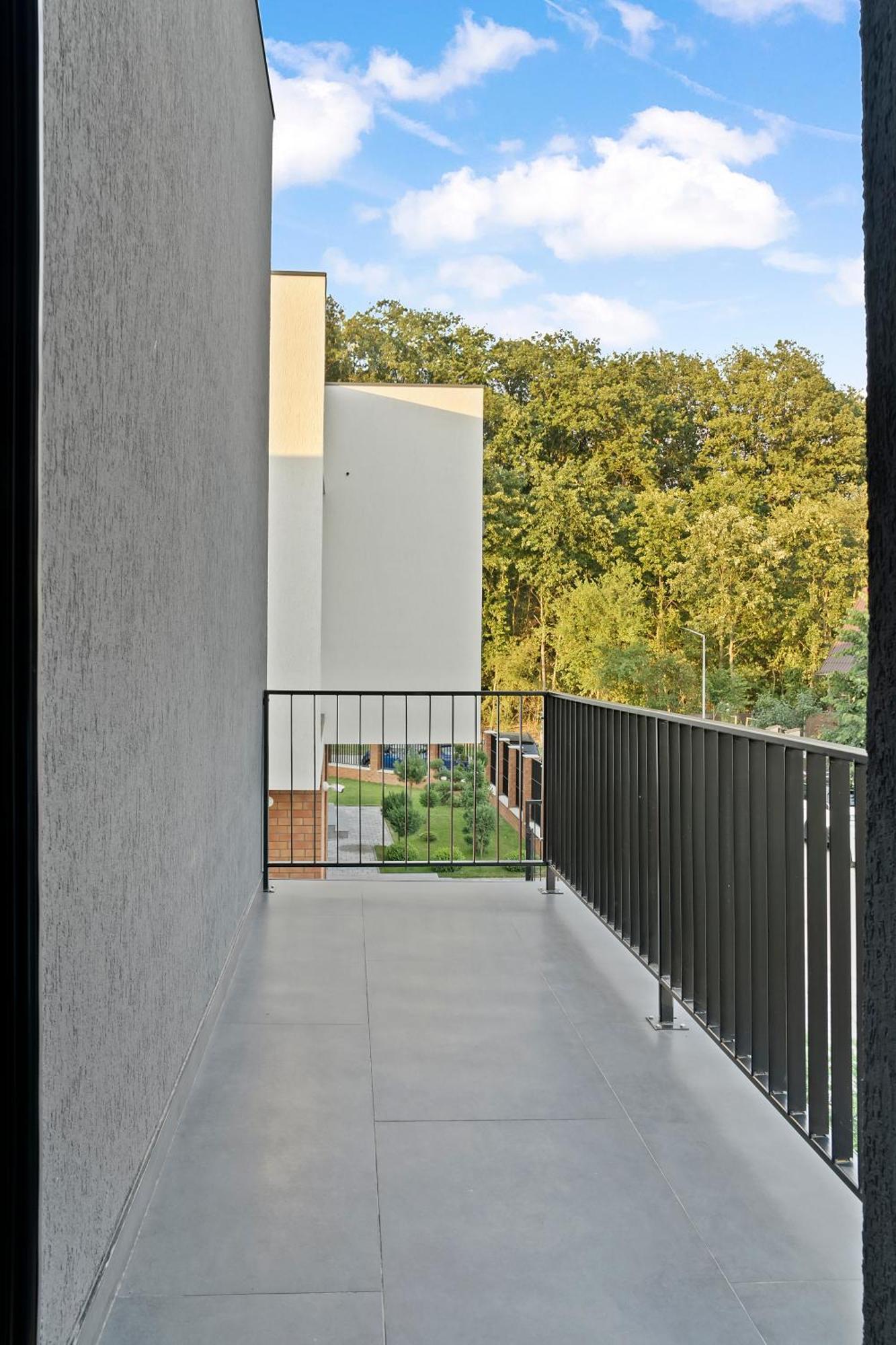 Villa Luxurious Near Therme & Airport